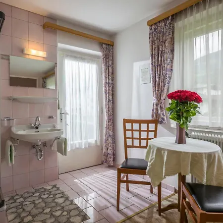 Anneliese By Interhome * Fügen